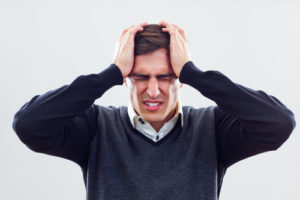 Plötzlich starke Kopfschmerzen – was tun?