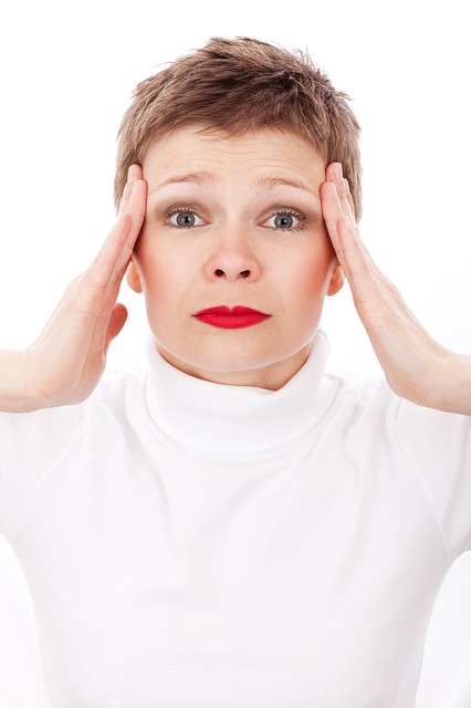 Andauernde Kopfschmerzen hinter den Augen – welche Ursachen gibt es?
