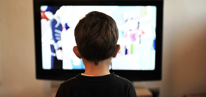 Fernsehen führt zu mangelnder Bewegung bei Kindern